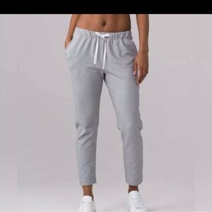 Lululemon Athletica Jet Crop in Herringbone Heathered White Slate